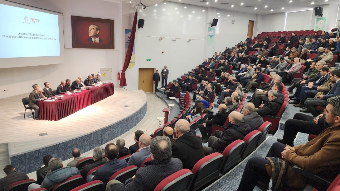 Kütahya İl Milli Eğitim Müdürü Yılmaz: Mevzuat Değişikliklerini Yakından Takip Etmeliyiz