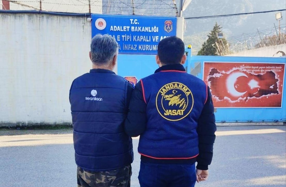 Manisada 14 Yıldır Aranan Şahıs Yakalandı