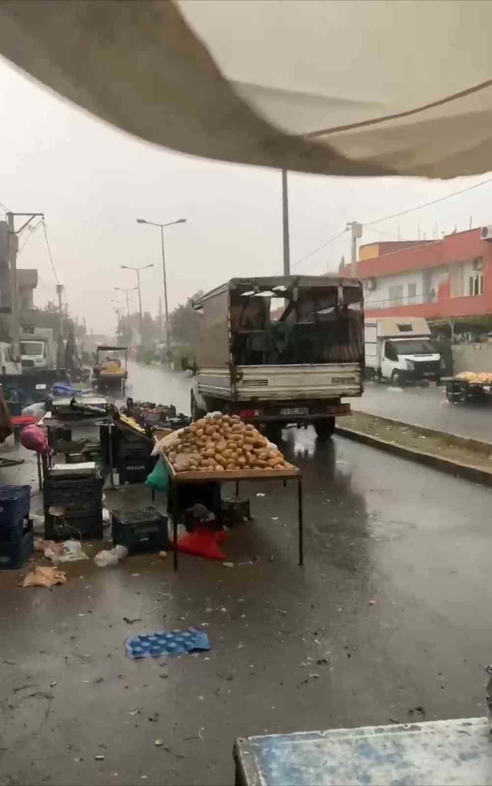 Mardinde Sağanak Yağış Hayatı Olumsuz Etkiledi