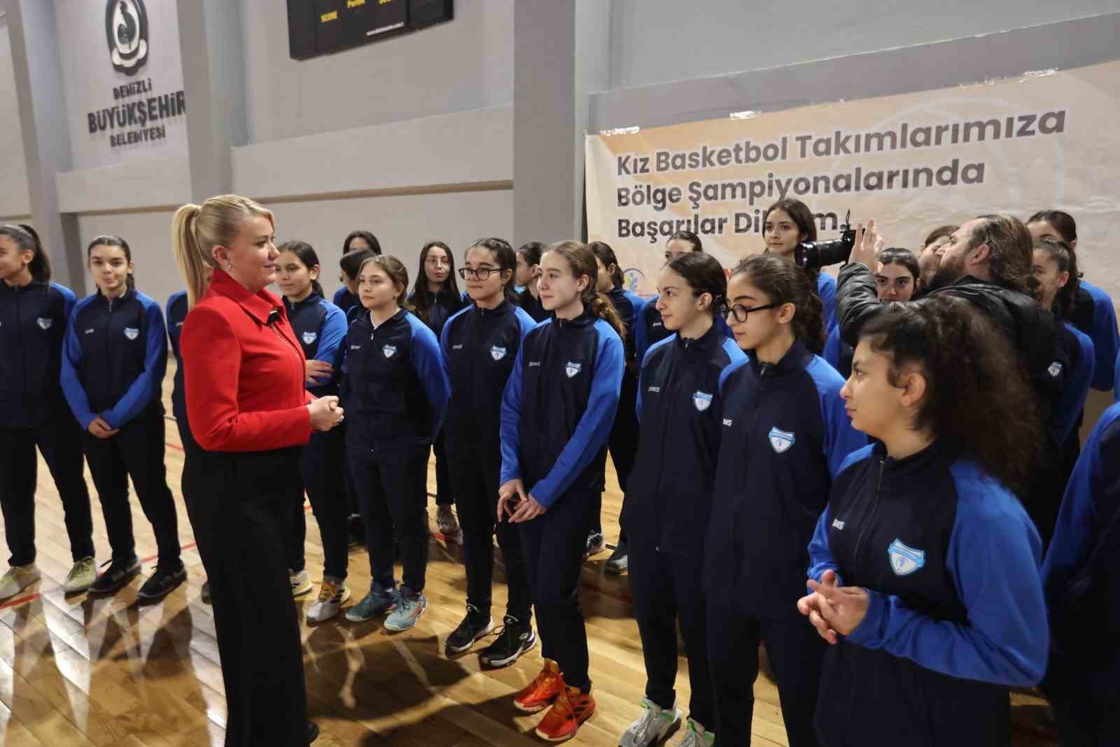 Merkezefendi Belediyesi Kız Basketbol Takımları Bölge Şampiyonasına Yükseldi