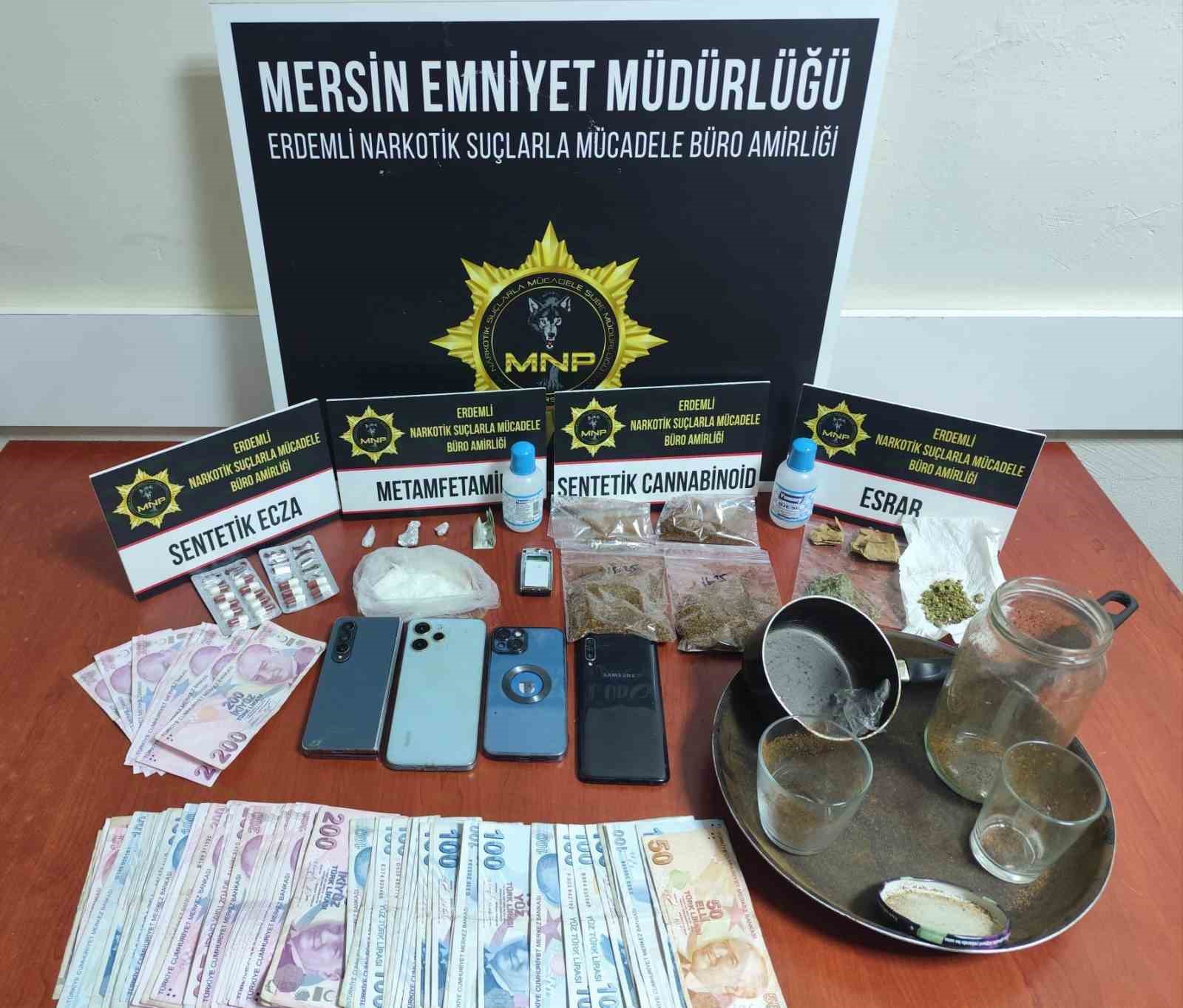 Mersin Erdemlide Uyuşturucu Taciri 3 Şüpheli Tutuklandı