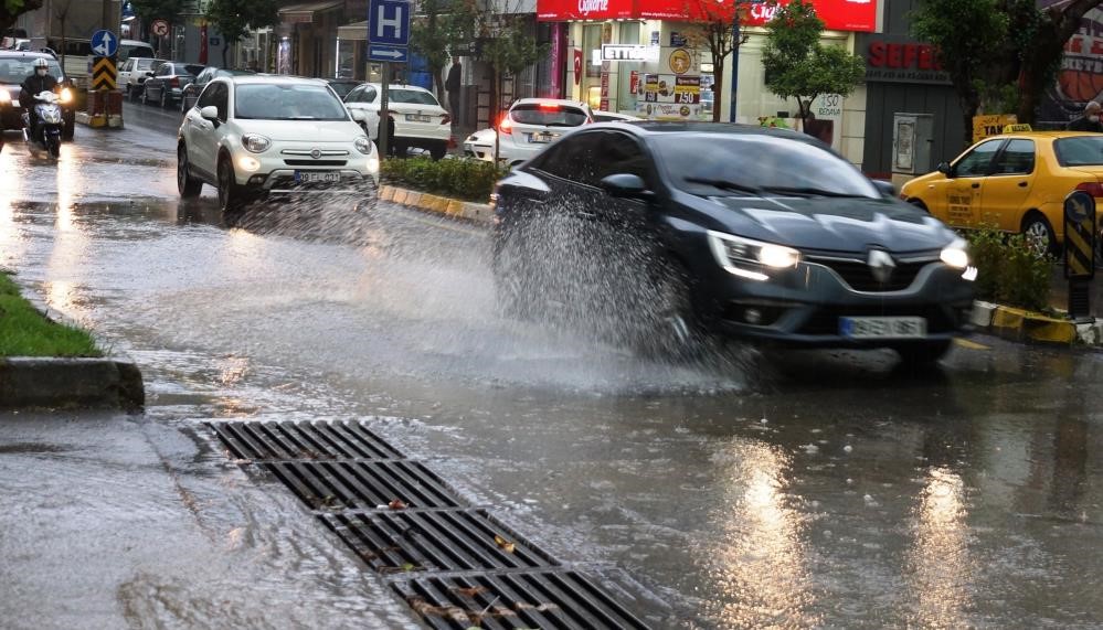 Meteorolojiden Aydına Kuvvetli Sağanak Yağış Uyarısı