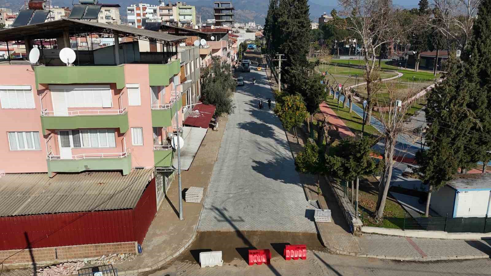 Nazilli Belediyesi Yeni Yılın İlk Gününden Dört Mahallede Çalışmaya Başladı