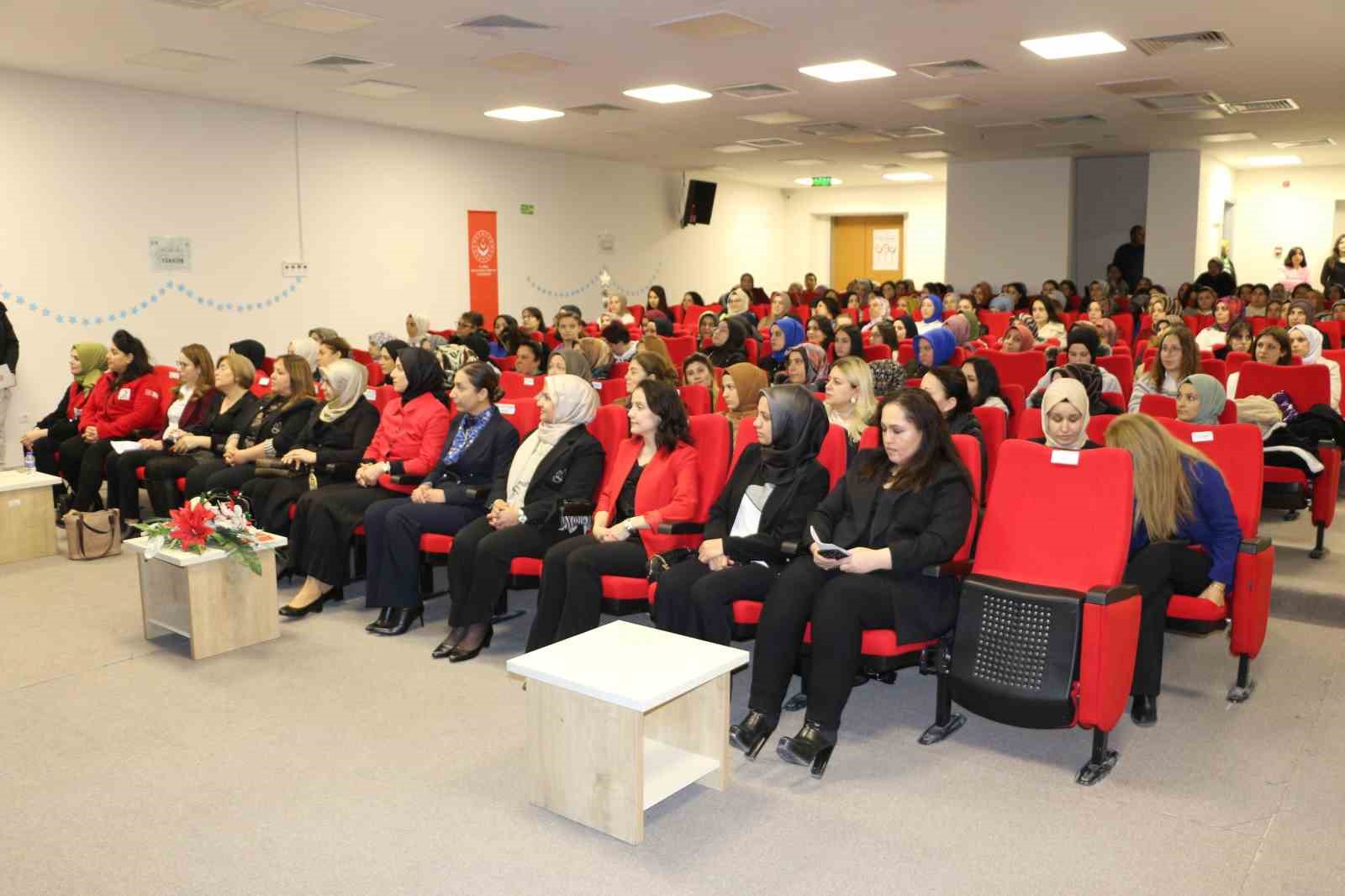 Niğdede Toplumsal Cinsiyet Rollerinin Kadının İş Hayatına Katılımına Etkisi Paneli