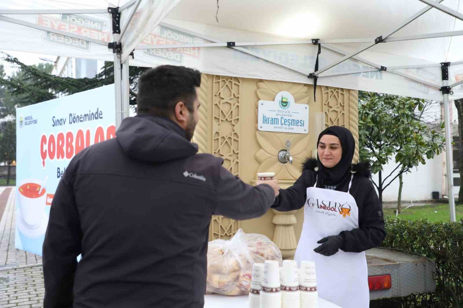 Öğrencilere Sabah Çorbası İnegöl Belediyesinden