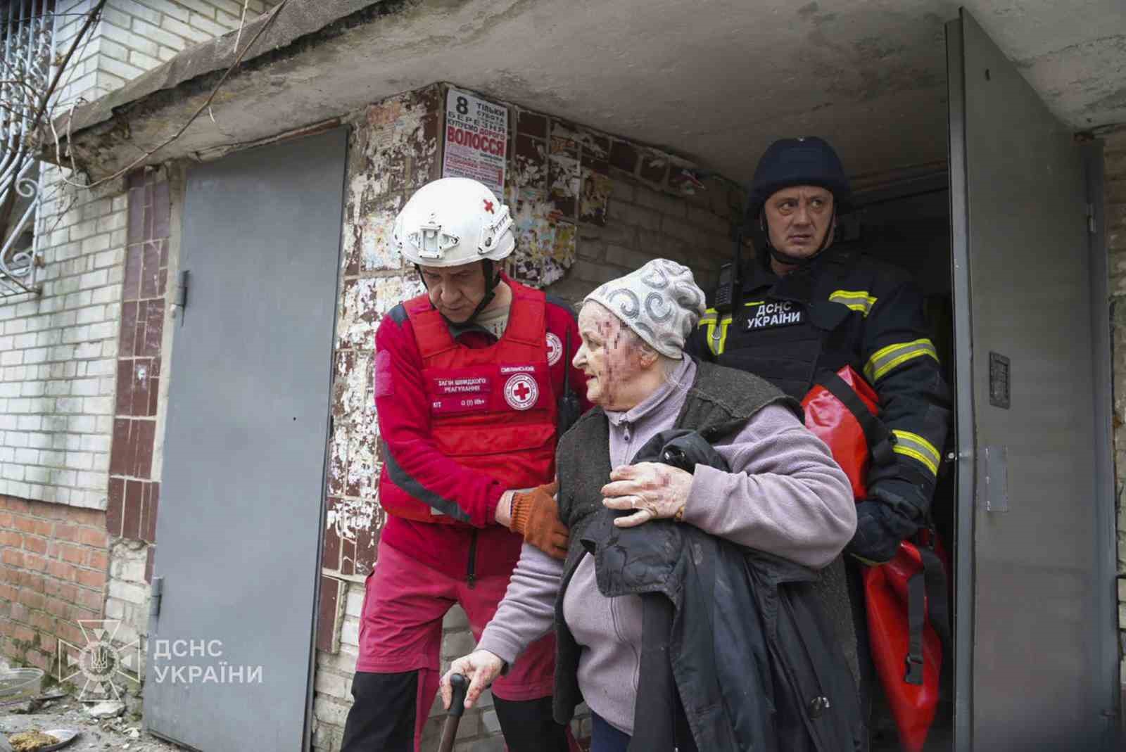 Rusyanın Ukraynaya Düzenlediği Füze Saldırısında Yaralı Sayısı 74E Yükseldi