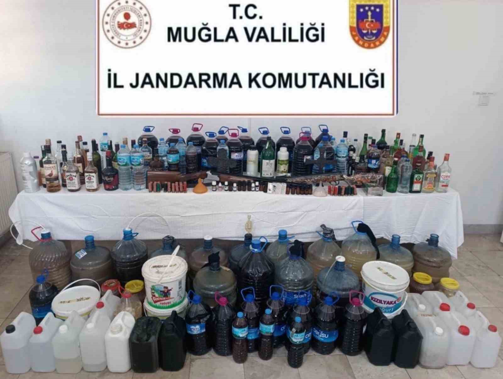 Sakin Kent Akyakada 555 Litre Sahte Alkol Ele Geçirildi