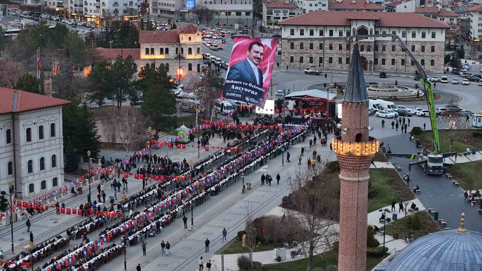 Şehitleri Anma Ve Birlik İftarında Birlerce Kişi Bir Araya Geldi