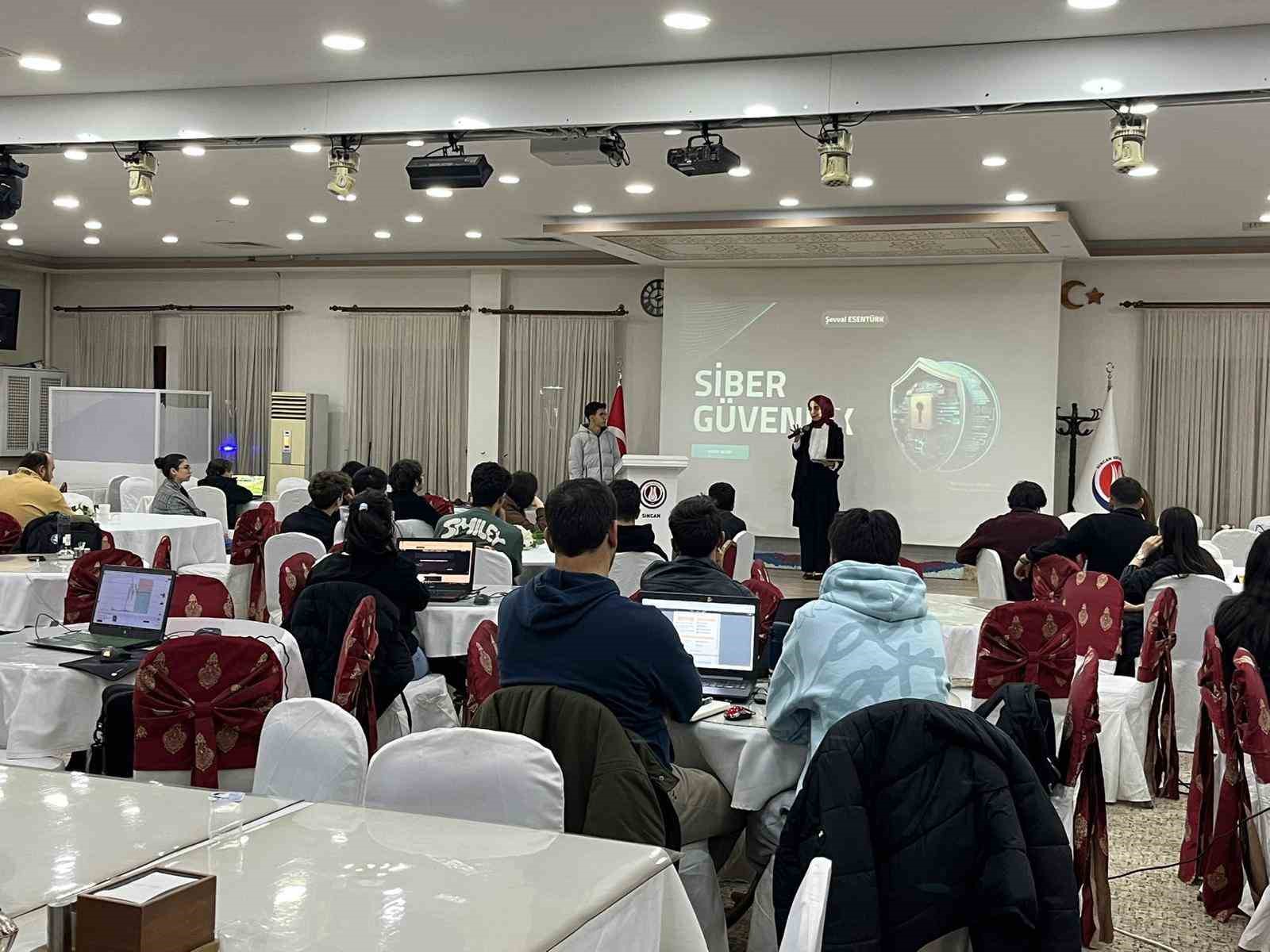 Sincanda Gece Kodu Etkinliği Düzenlendi