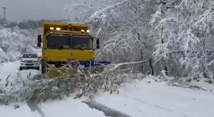 Sinopta Kar Nedeniyle Taşımalı Eğitime Ara Verildi