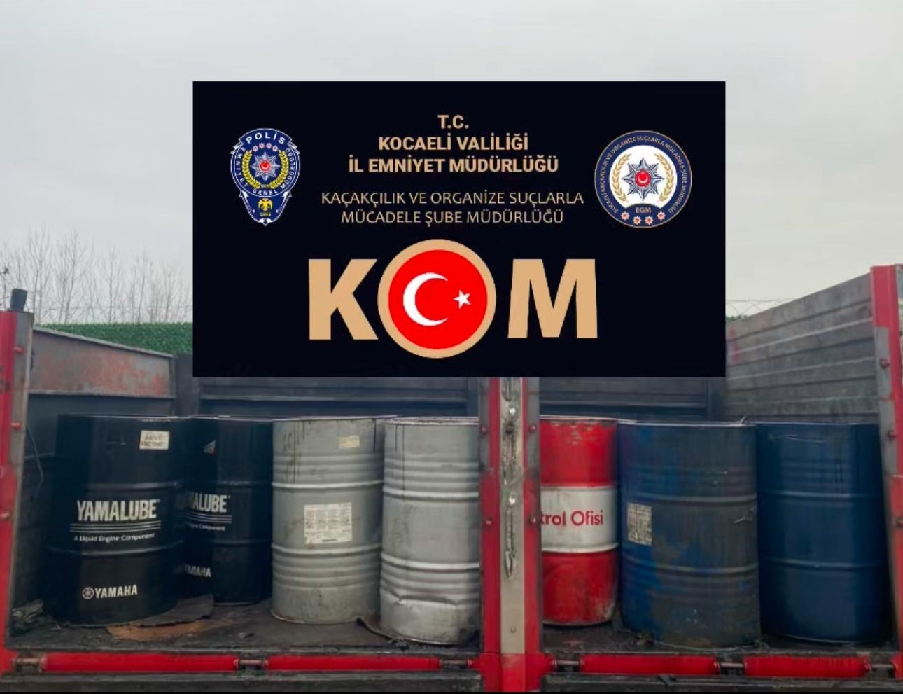 Temde Bir Araçta 2 Ton 550 Litre Kaçak Akaryakıt Ele Geçirildi