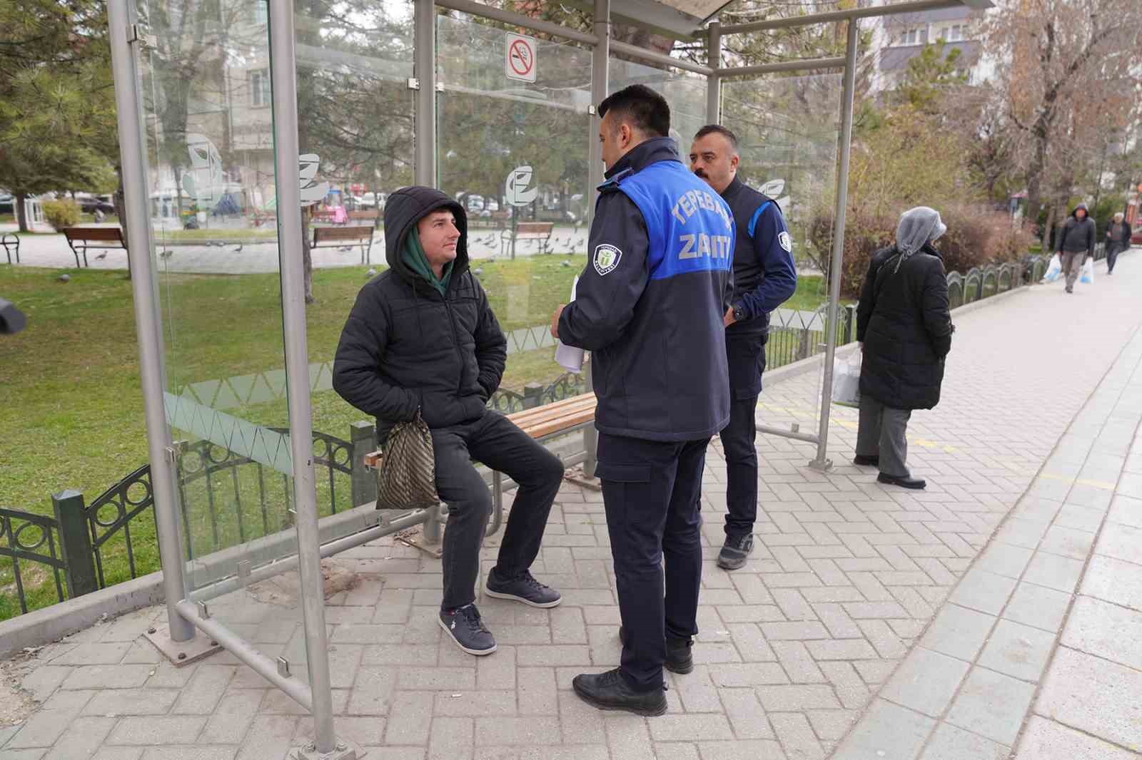 Tepebaşında Zabıta Ekipleri Vatandaşları Bilgilendirdi