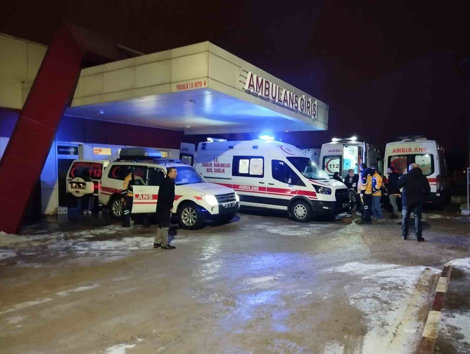 Teravih Namazında Doğal Gaz Sobasından Sızan Gazdan Etkilenen Çok Sayıda Kişi Hastaneye Kaldırıldı