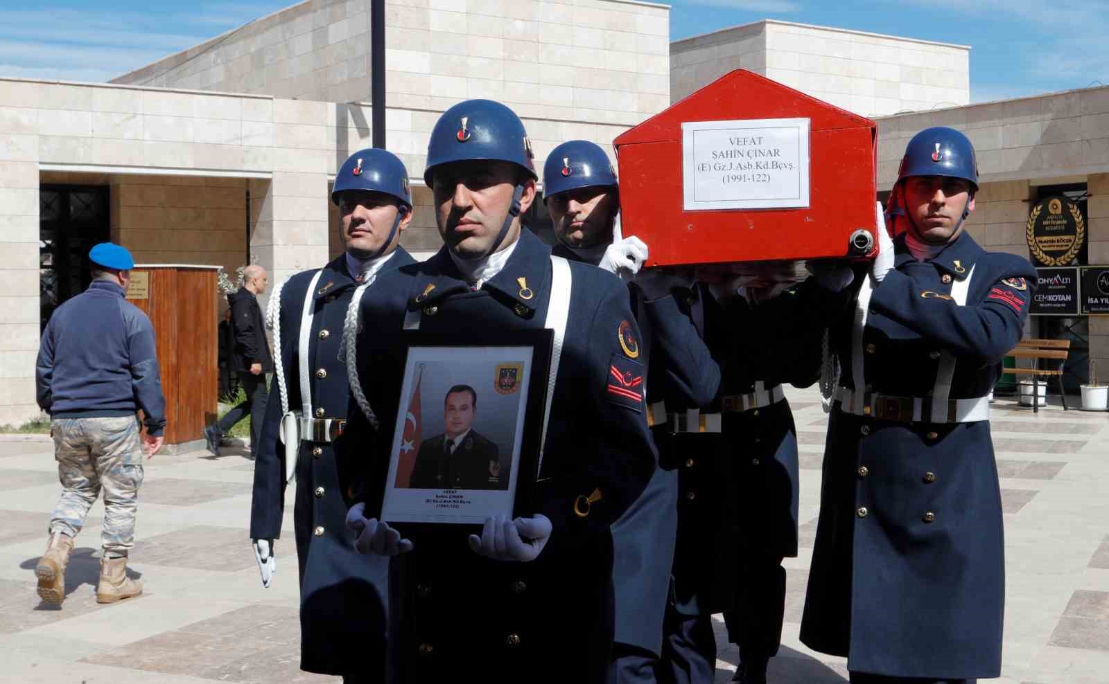 Terör Örgütü İle Çıkan Çatışmada Yaralanmıştı, 14 Yıllık Yaşam Mücadelesini Kaybetti