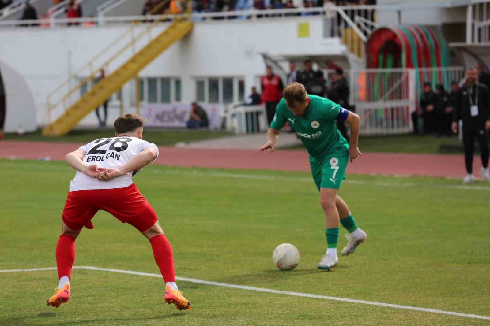 Tff 2. Lig: Isparta 32 Spor: 2 - 24 Erzincanspor: 0