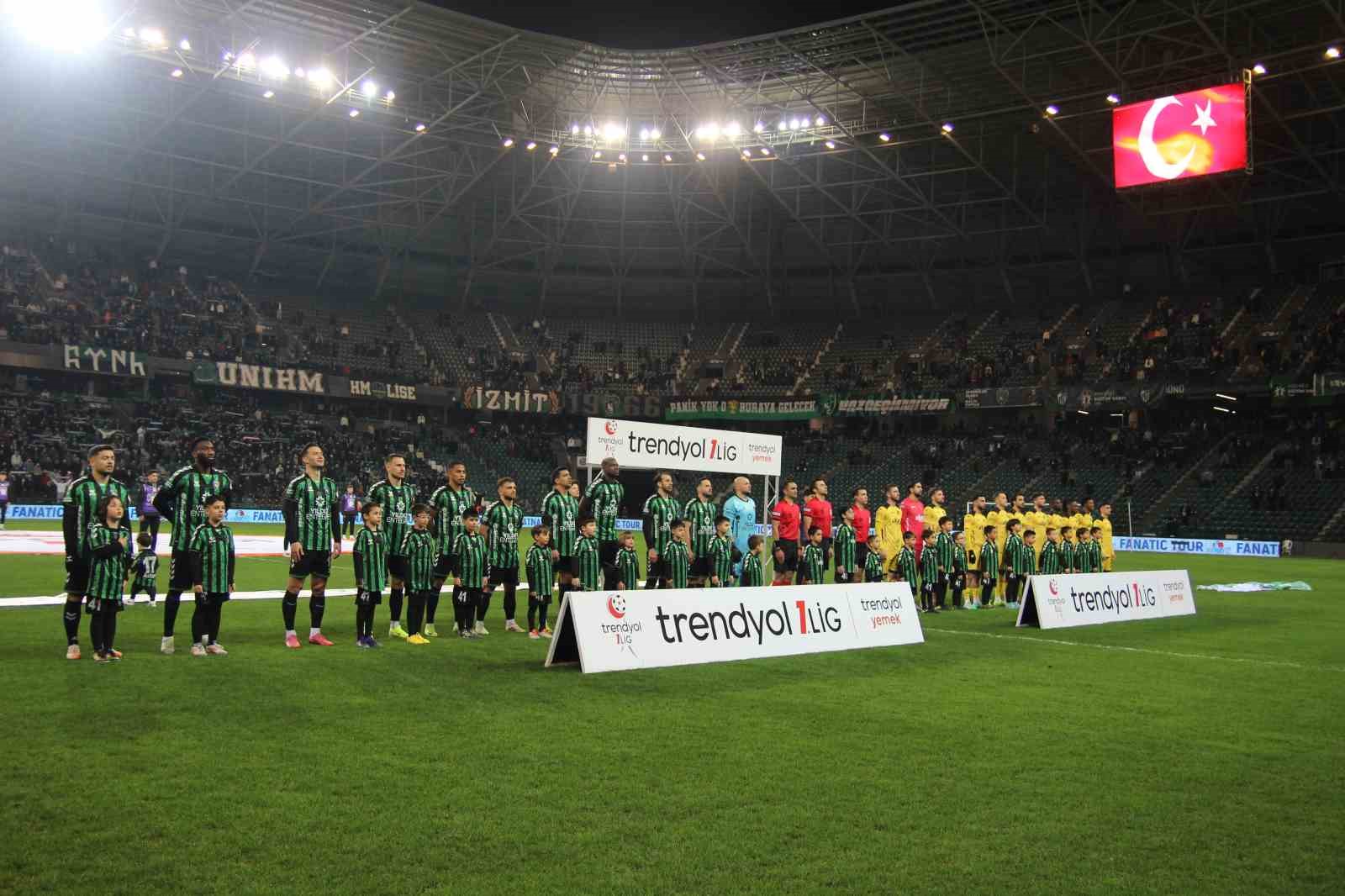 Trendyol 1. Lig: Kocaelispor: 1 - İstanbulspor: 1