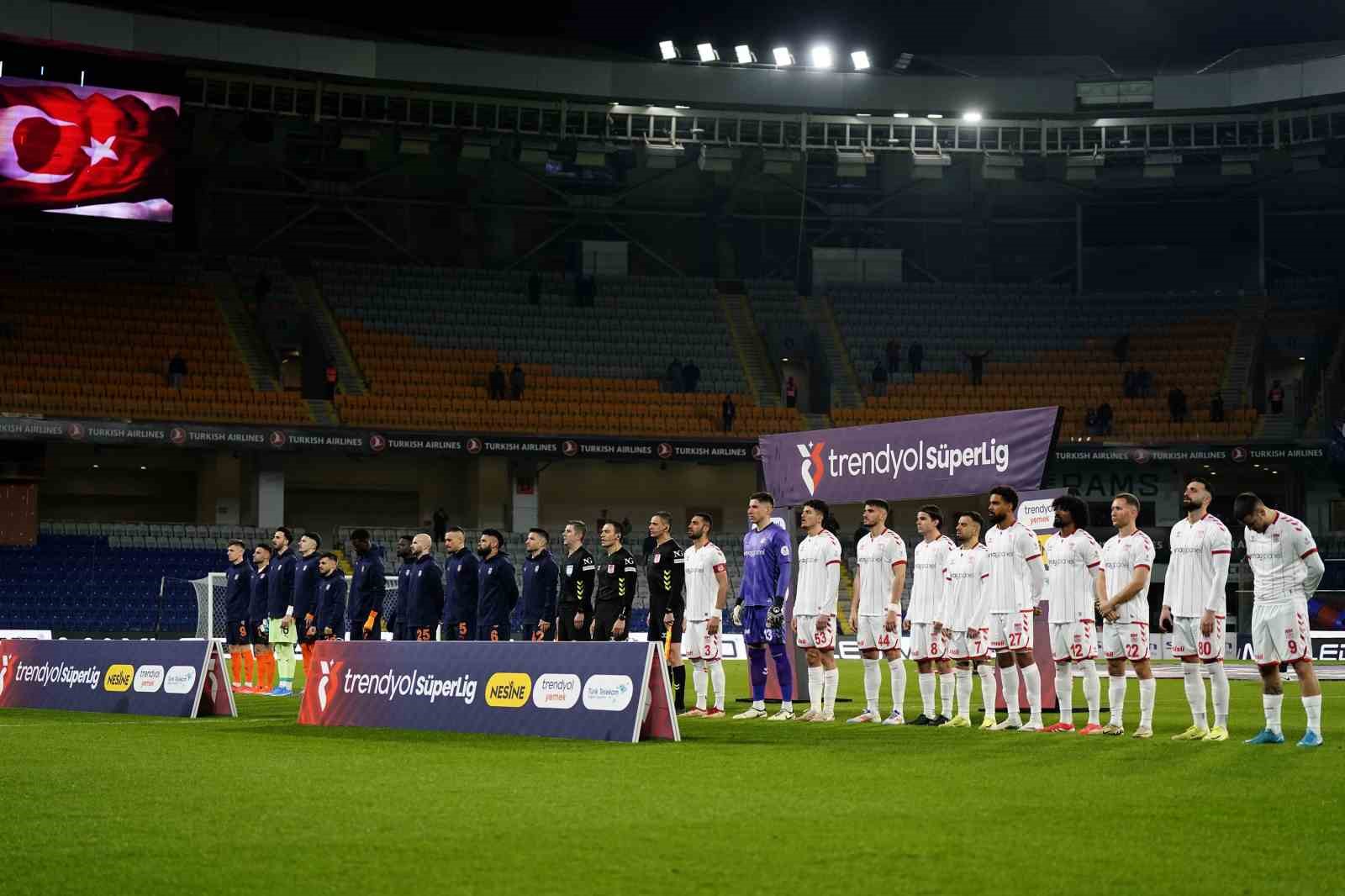 Trendyol Süper Lig: Başakşehir: 1 - Sivasspor: 0 (Maç Devam Ediyor)