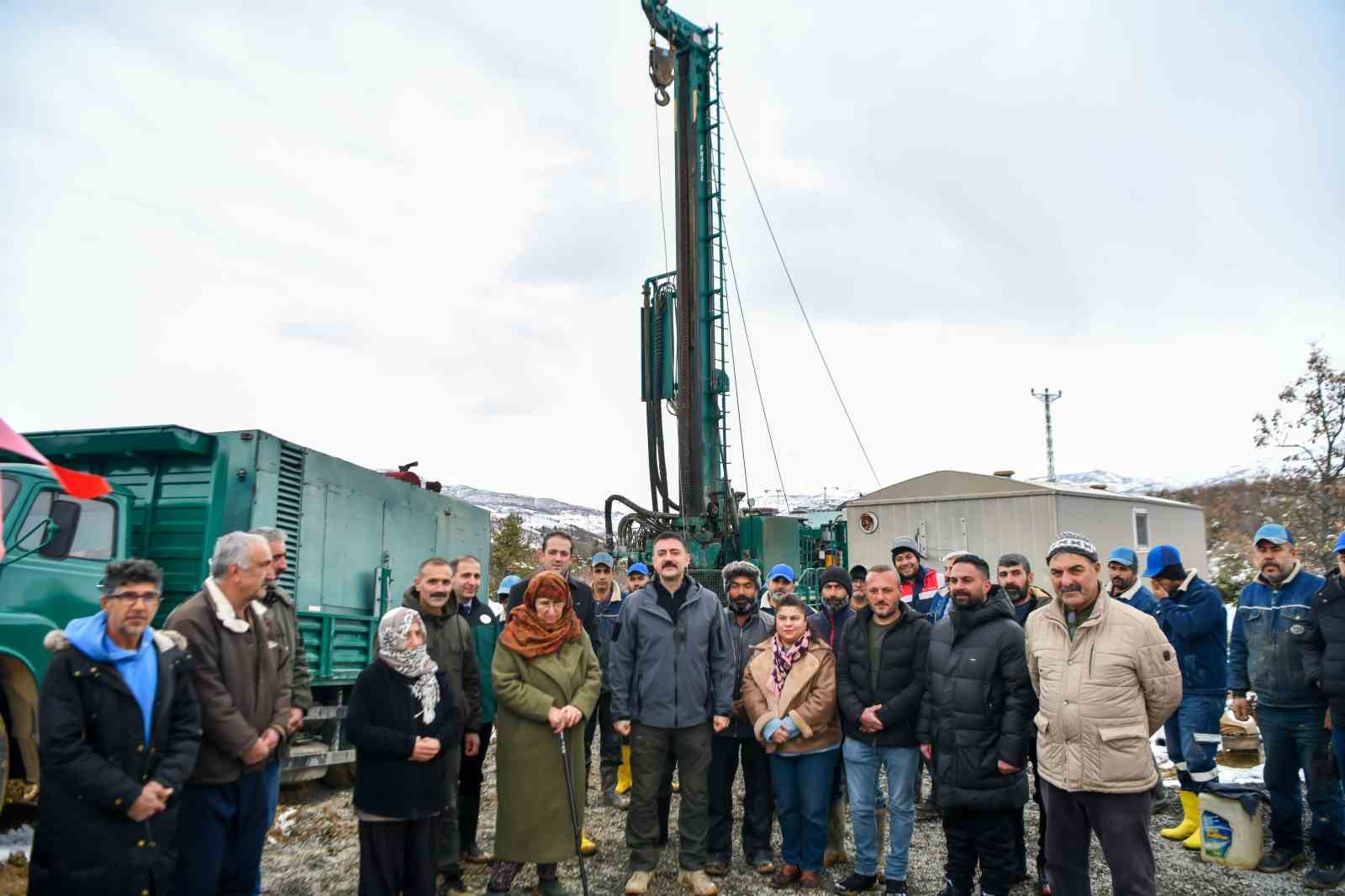 Tuncelide Bir Mahalle İçme Suyuna Kavuşuyor