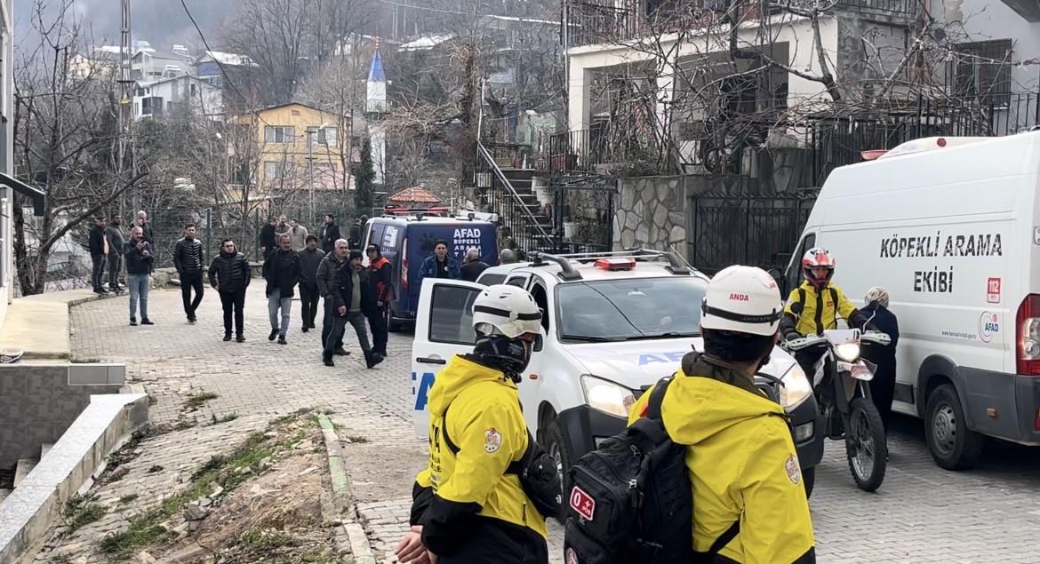 Üç Gün Önce Sırra Kadem Bastı, Jandarma Ve Afad Harekete Geçti