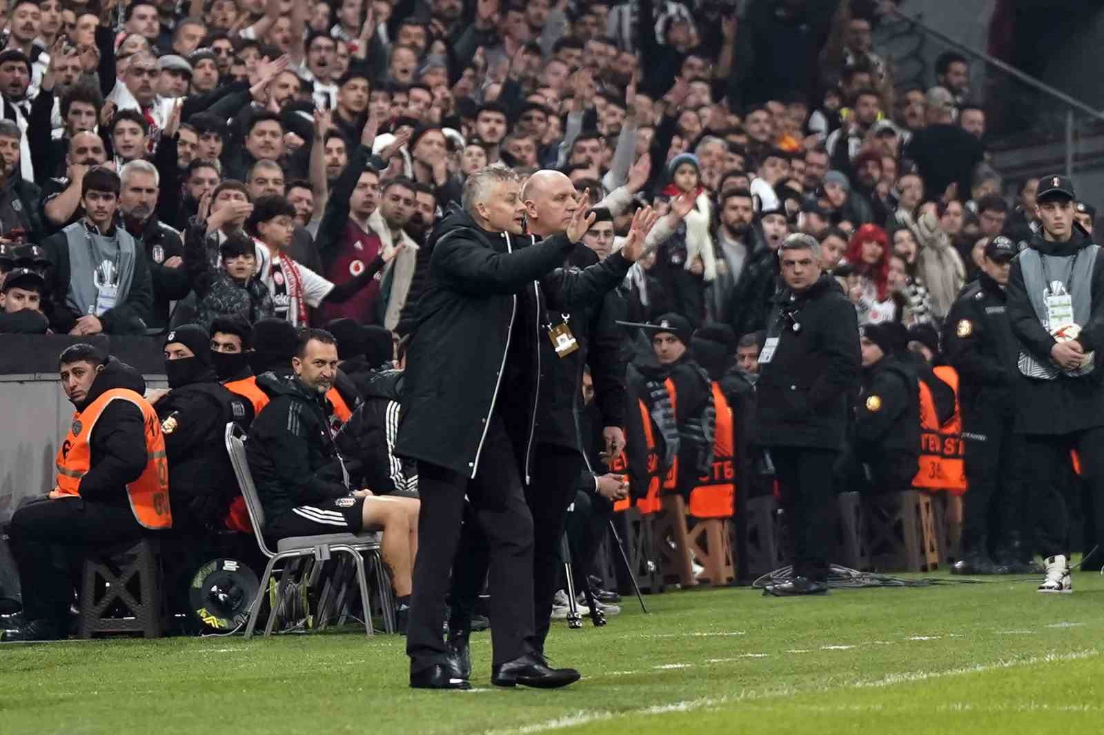 Uefa Avrupa Ligi: Beşiktaş: 1 - Athletic Bibao: 1 (İlk Yarı)