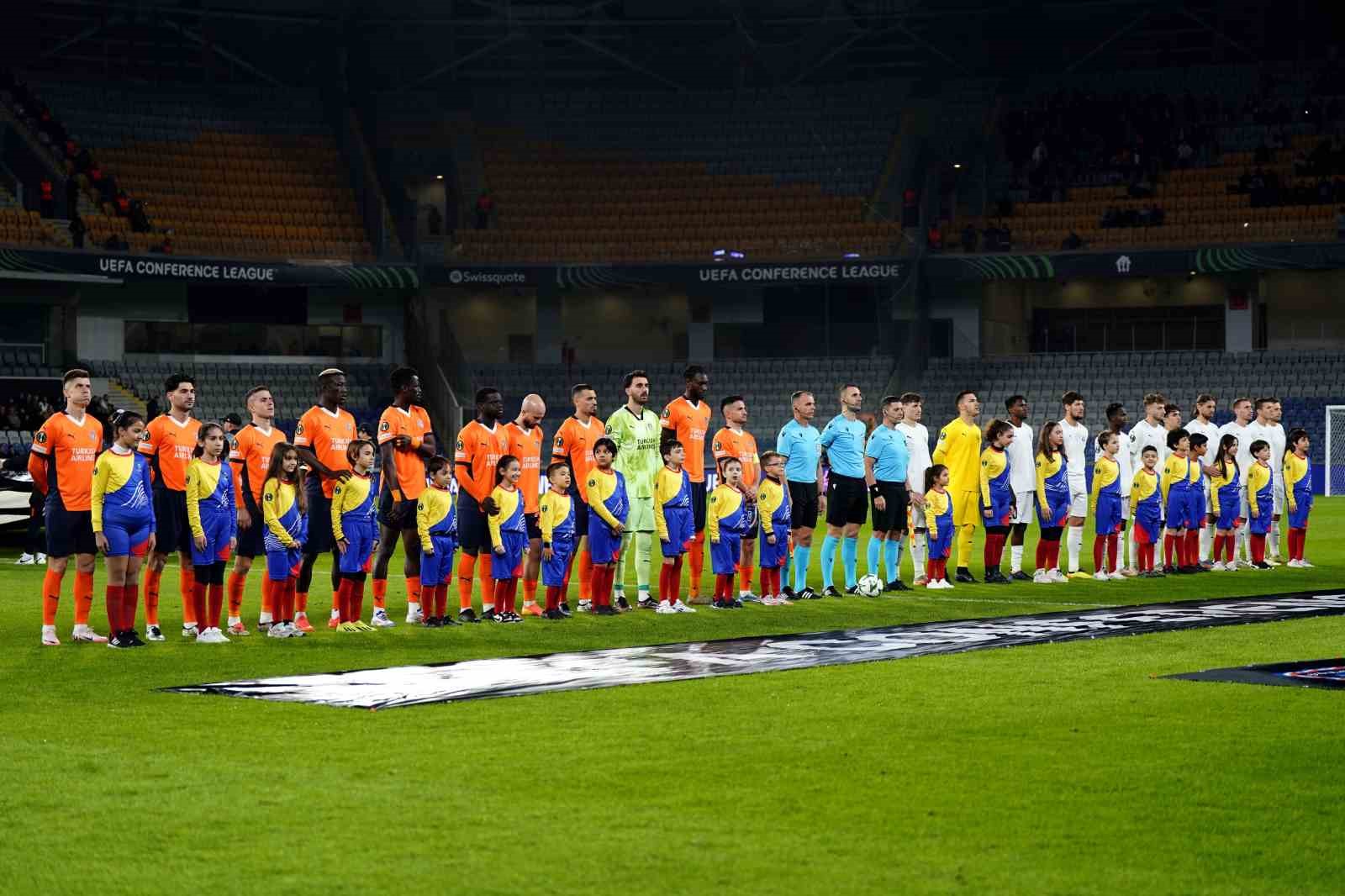 Uefa Konferans Ligi: Başakşehir: 0 - Petrocub: 0 (Maç Devam Ediyor)