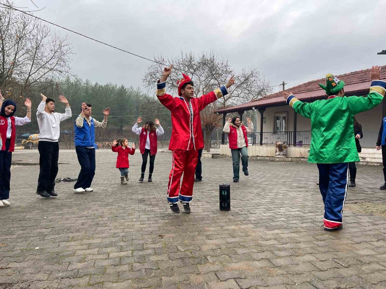 Ulada Minik Yetenekler Sanat Ve Sporla Şekilleniyor