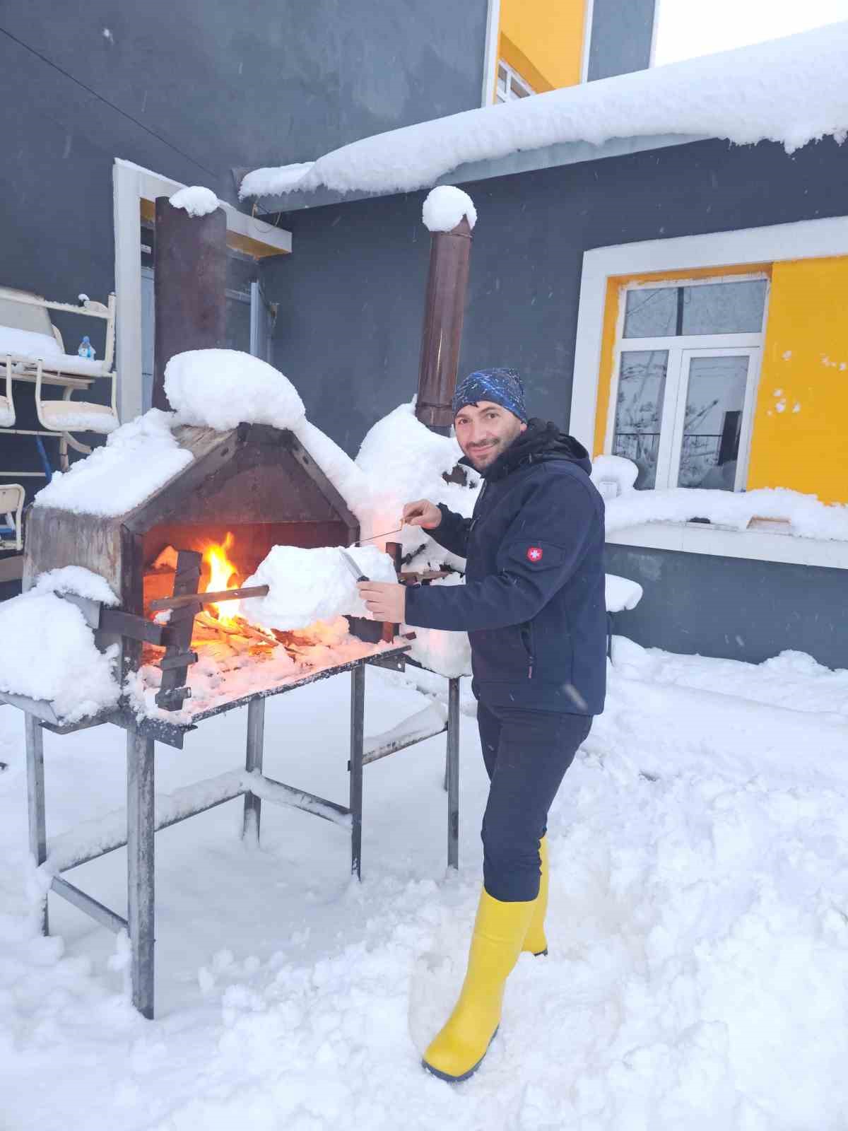 Uzunderede Kardan Cağ Kebabı