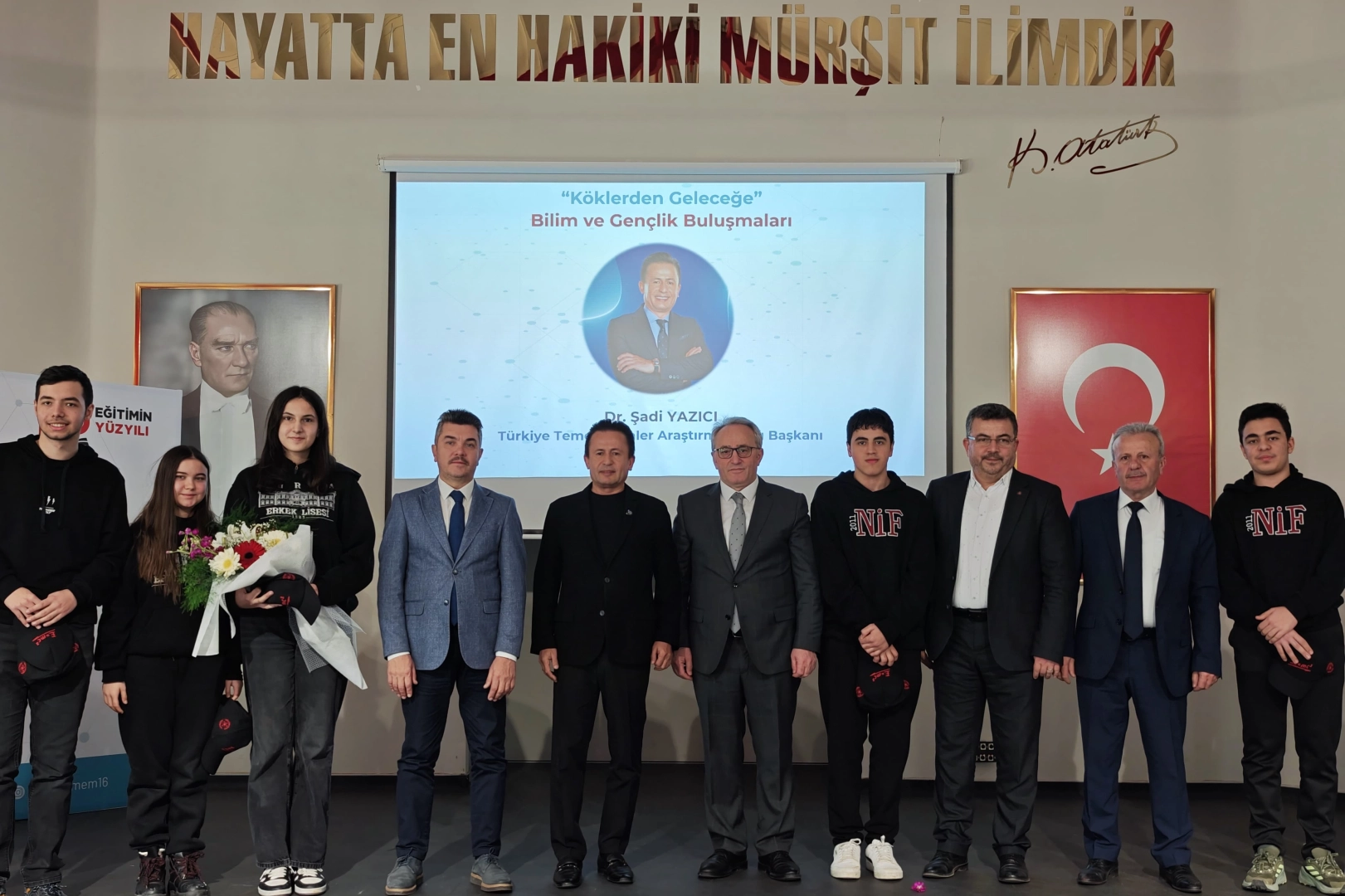 Yazıcı, gençlere temel bilimlerin önemi anlattı