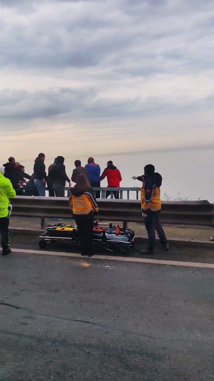 Zonguldakta Trafik Kazasında 2 Kişi Yaralandı